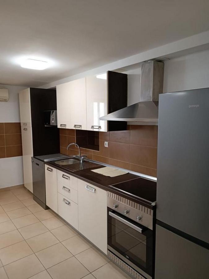 Apartment Dujas Spalato Esterno foto