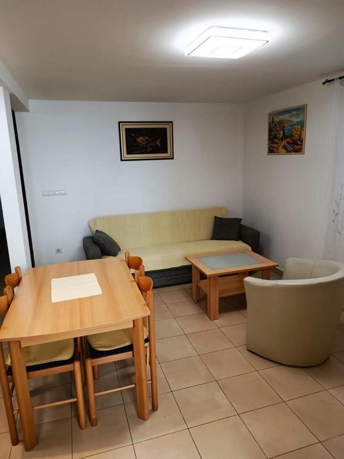 Apartment Dujas Spalato Esterno foto